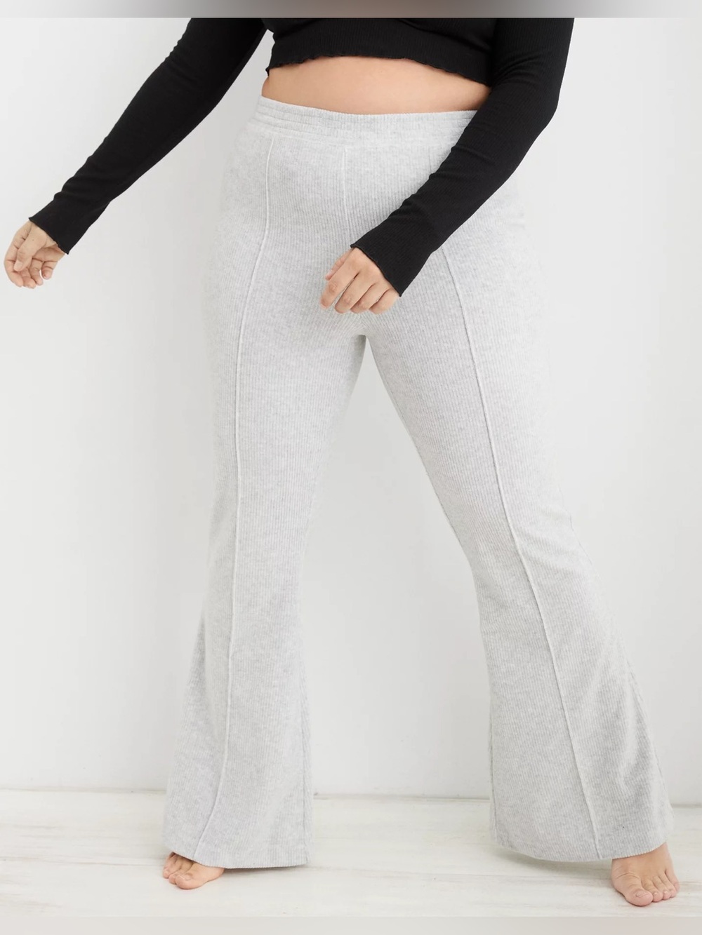 Aerie grey Groove-On Rib Velour Flare Pant size M